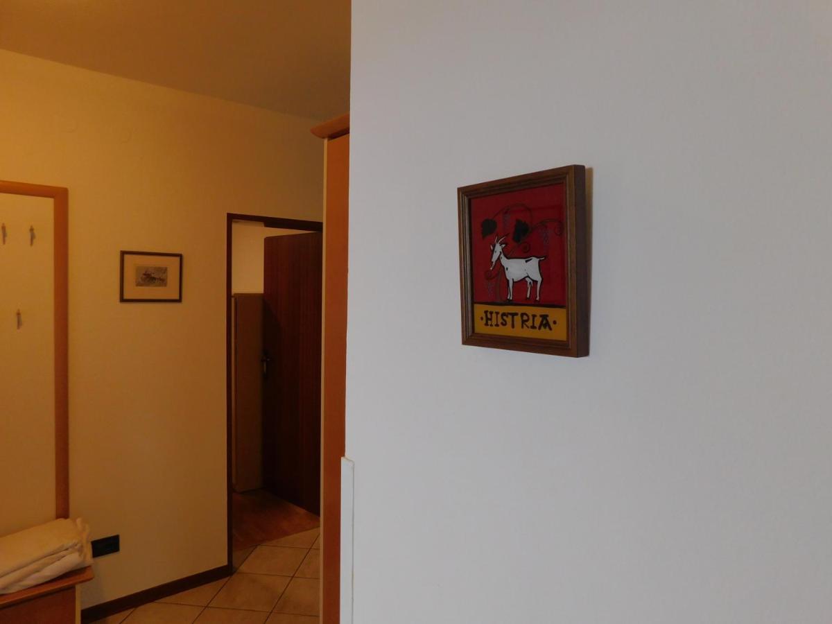 Apartma Mimoza Apartment Jagodje Exterior photo